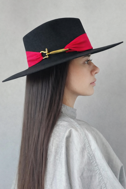 Black & Red Fedora side view showing premium Australian wool texture and elegant two-tone design