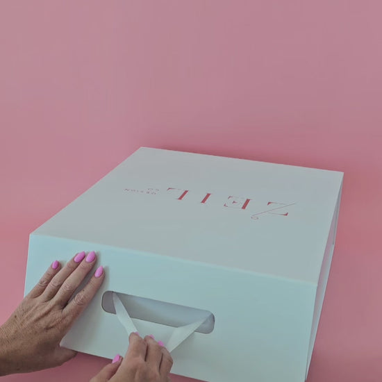 ALMA  luxury Panama boater hat unboxing video showing premium packaging and craftsmanship