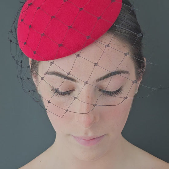 Lola red percher hat video